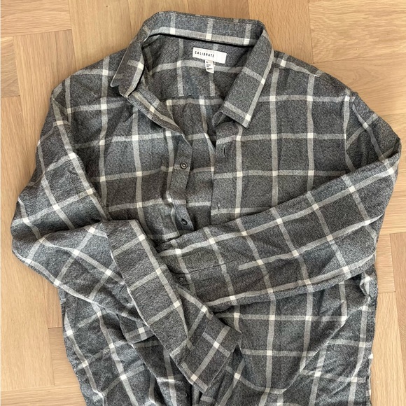 Men’s Checkered Button Up - Picture 1 of 2